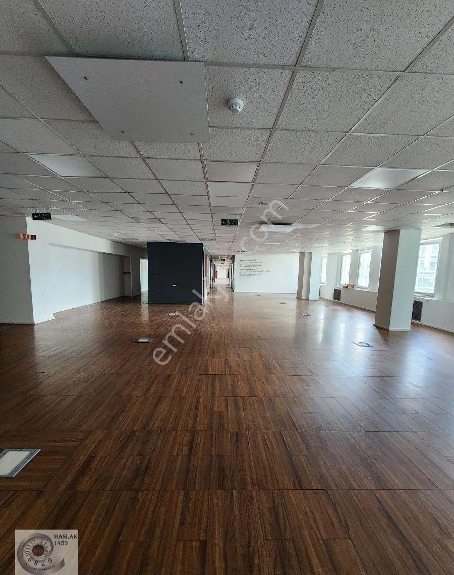 Maslak Plazalarda 1290 M2 Kiralık Dekorasyonlu Ofis |noramin |spine |giz | |orjin |levent | Etiler - Görsel 22