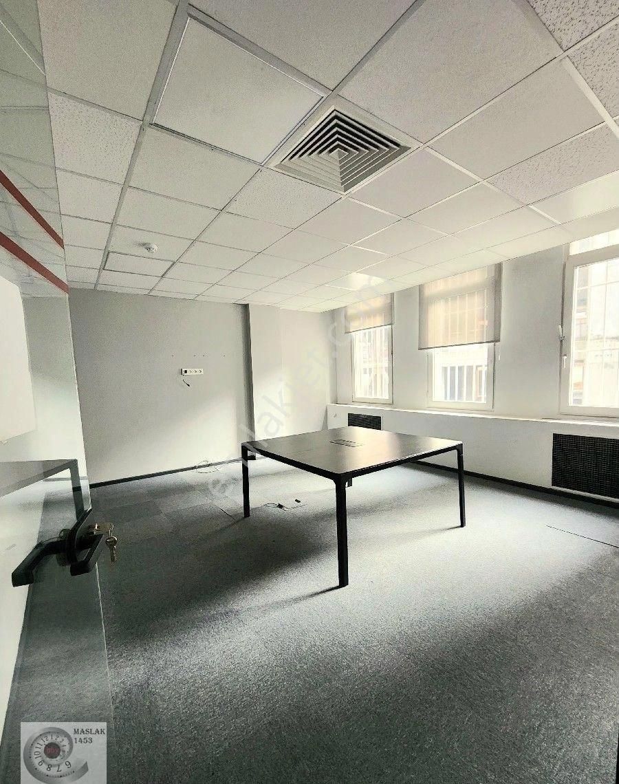 Maslak Plazalarda 1290 M2 Kiralık Dekorasyonlu Ofis |noramin |spine |giz | |orjin |levent | Etiler - Görsel 20