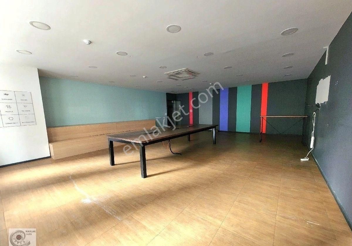 Maslak Plazalarda 1290 M2 Kiralık Dekorasyonlu Ofis |noramin |spine |giz | |orjin |levent | Etiler - Görsel 32