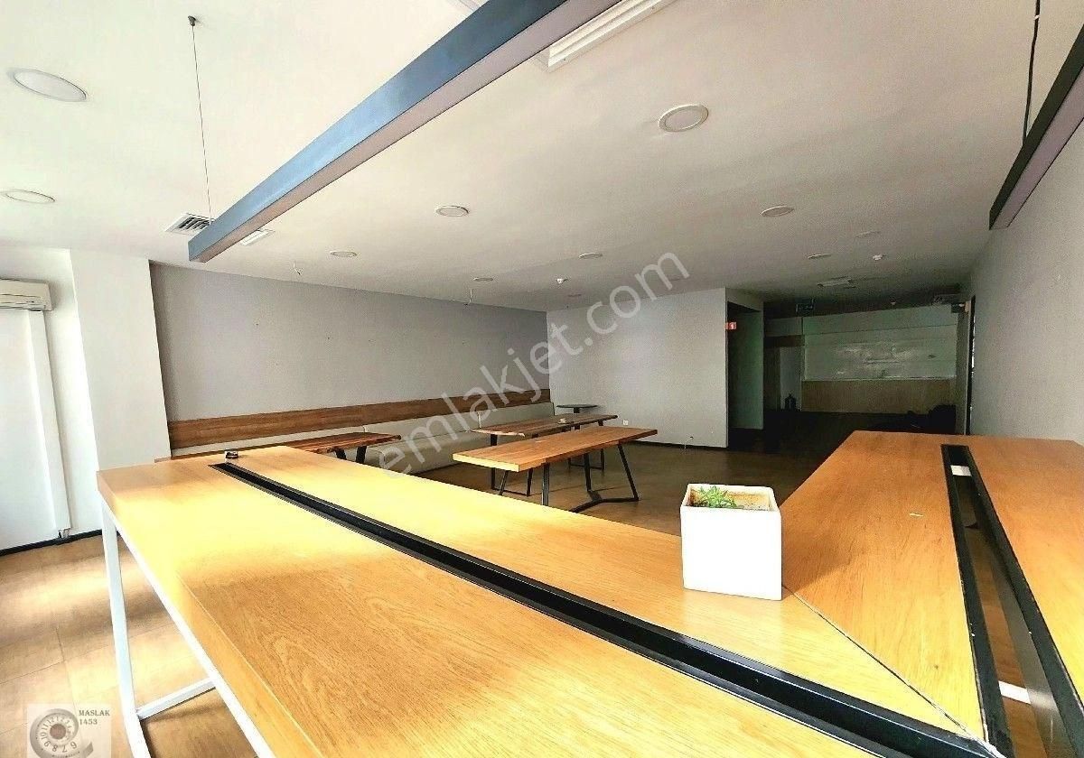 Maslak Plazalarda 1290 M2 Kiralık Dekorasyonlu Ofis |noramin |spine |giz | |orjin |levent | Etiler - Görsel 31