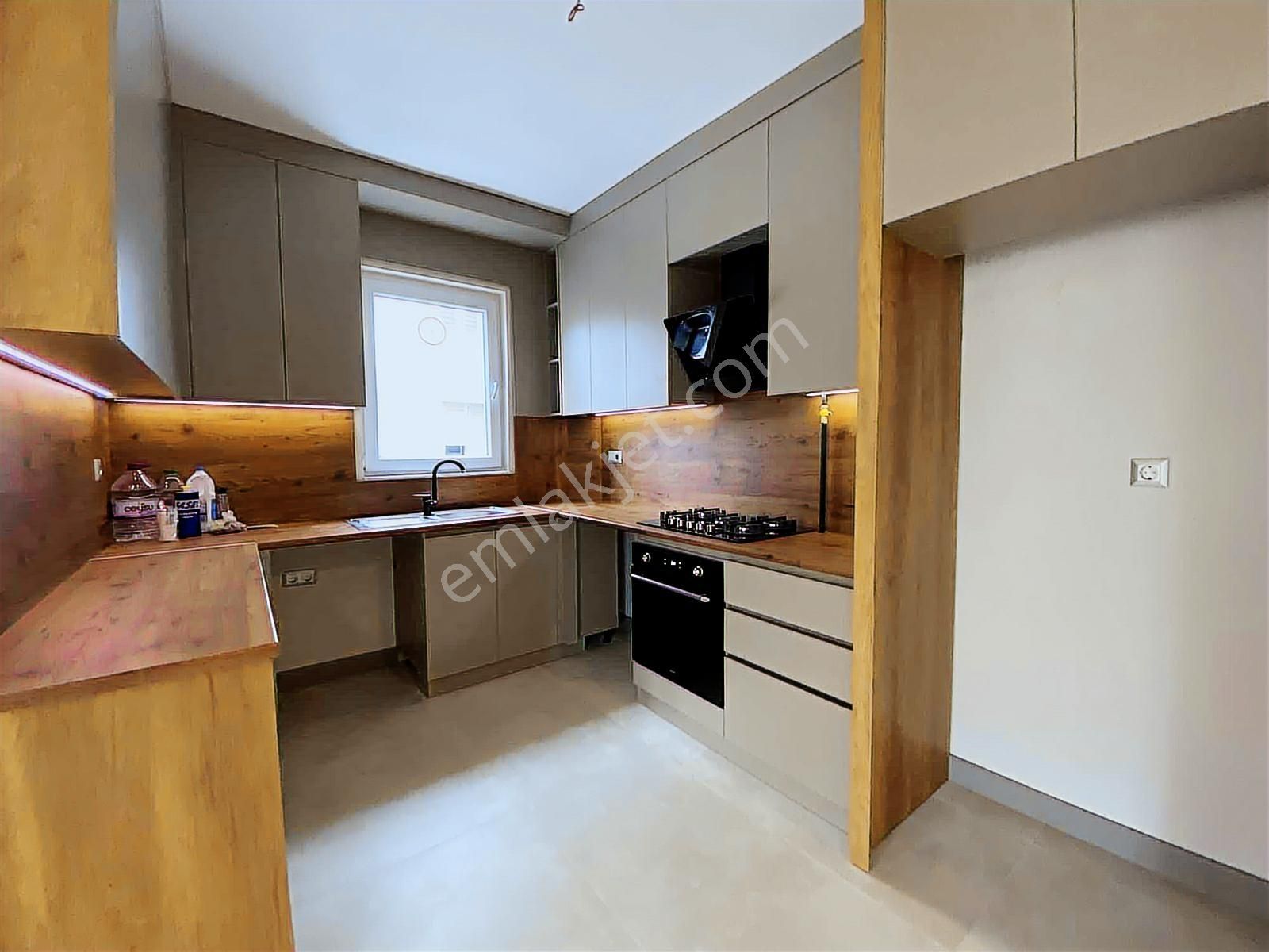 Denize 200 Metre Katta 3+1 Lüks Daire