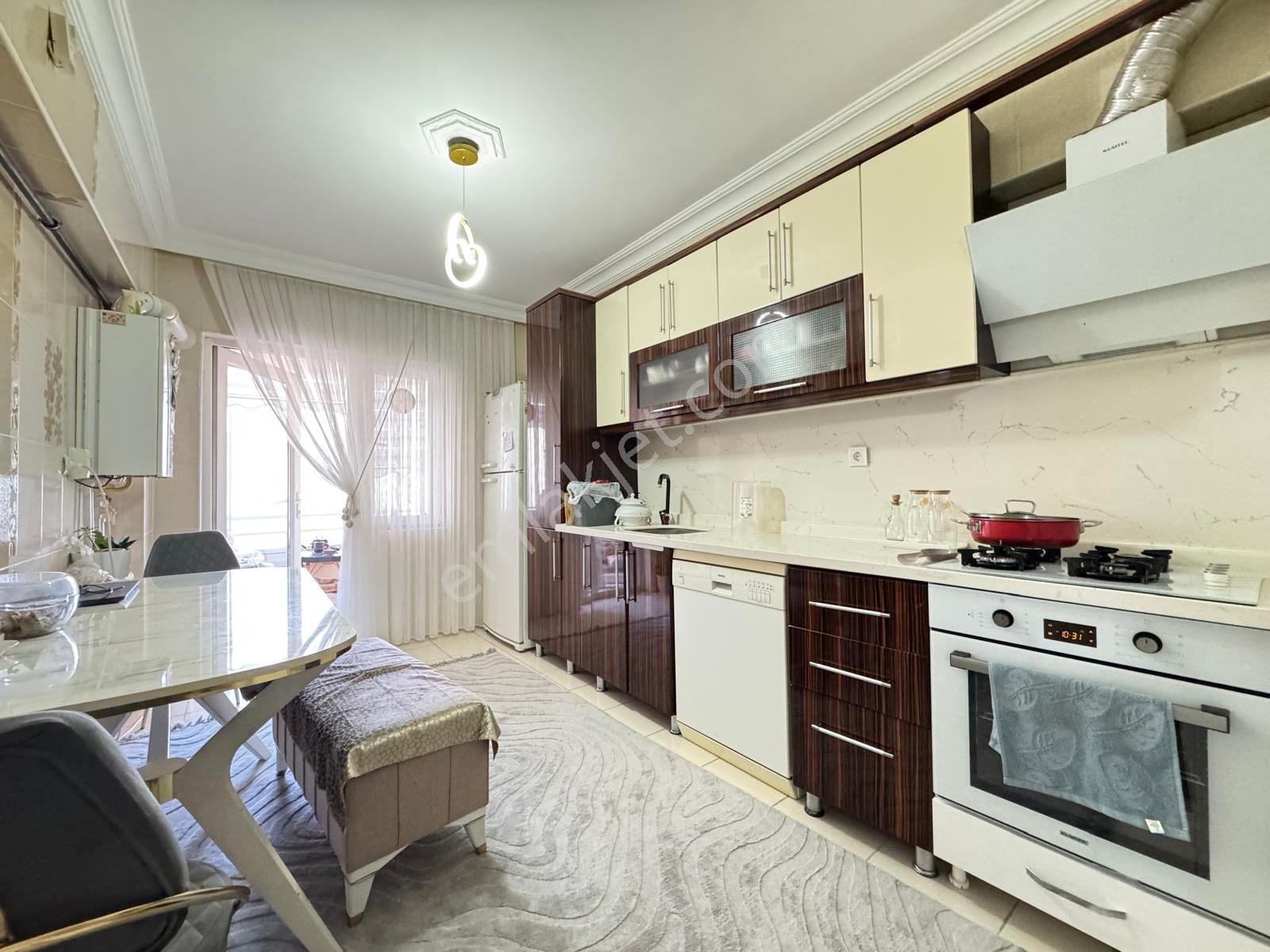 Pursaklar Mehmet Zengin Emlak'tan Saray Fatih Mah.ful Yapılı 2.kat 3+1 Daire