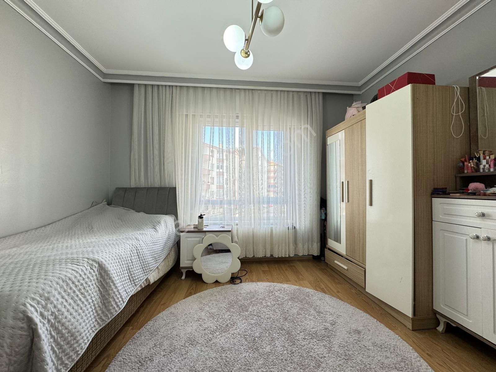 Pursaklar Mehmet Zengin Emlak'tan Saray Fatih Mah.ful Yapılı 2.kat 3+1 Daire - Görsel 18