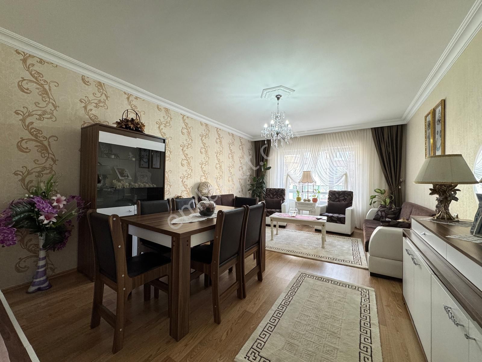 Pursaklar Mehmet Zengin Emlak'tan Saray Fatih Mah.ful Yapılı 2.kat 3+1 Daire - Görsel 8