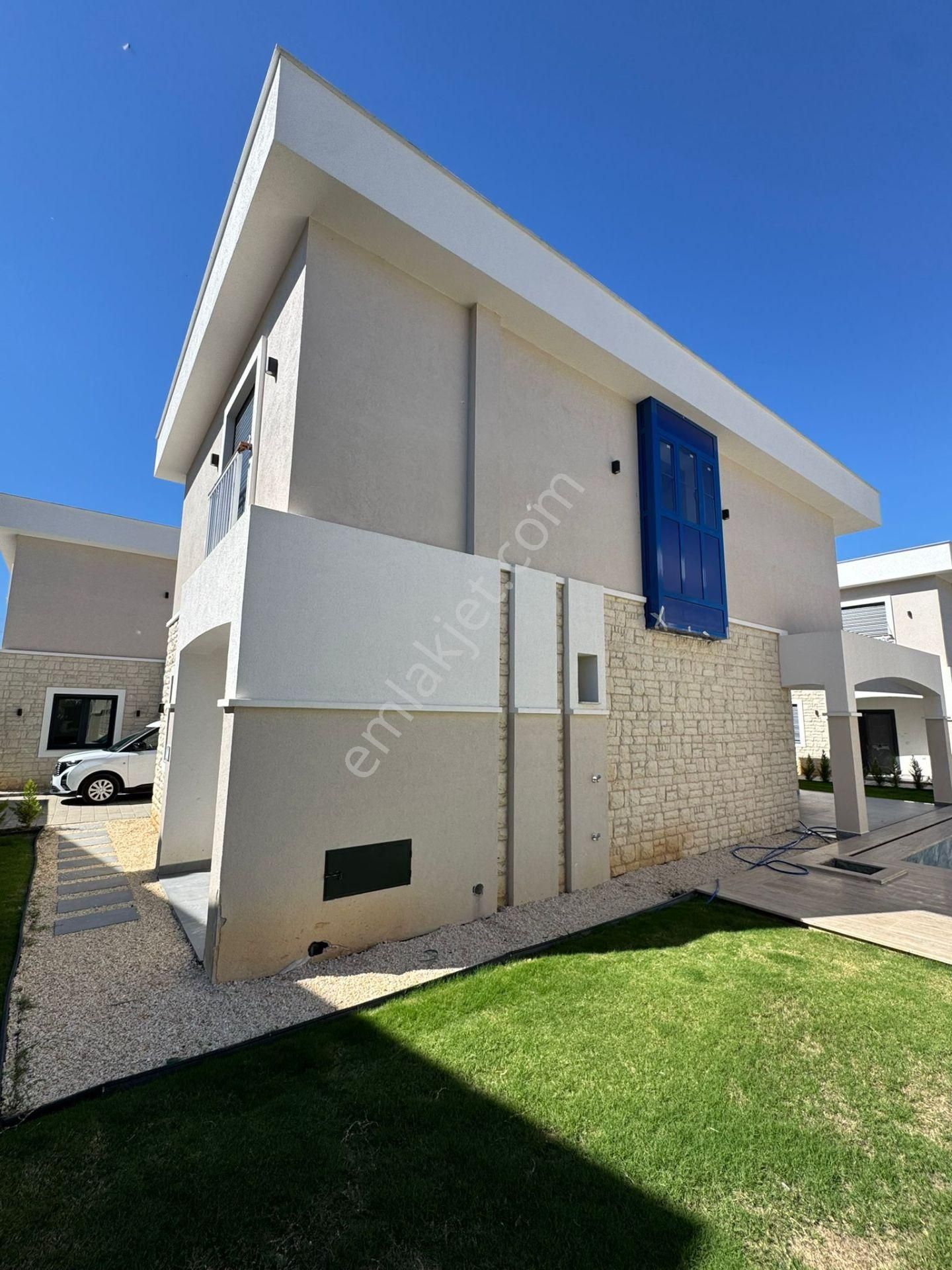 Son Fırsatlar! Davutlar'da 4+1tek Müstakil Villa - Görsel 3