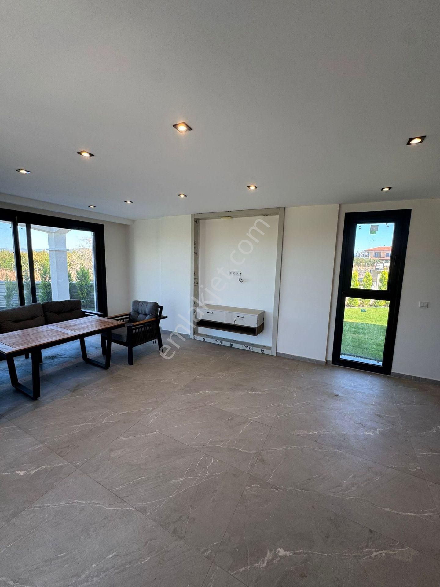 Son Fırsatlar! Davutlar'da 4+1tek Müstakil Villa - Görsel 10