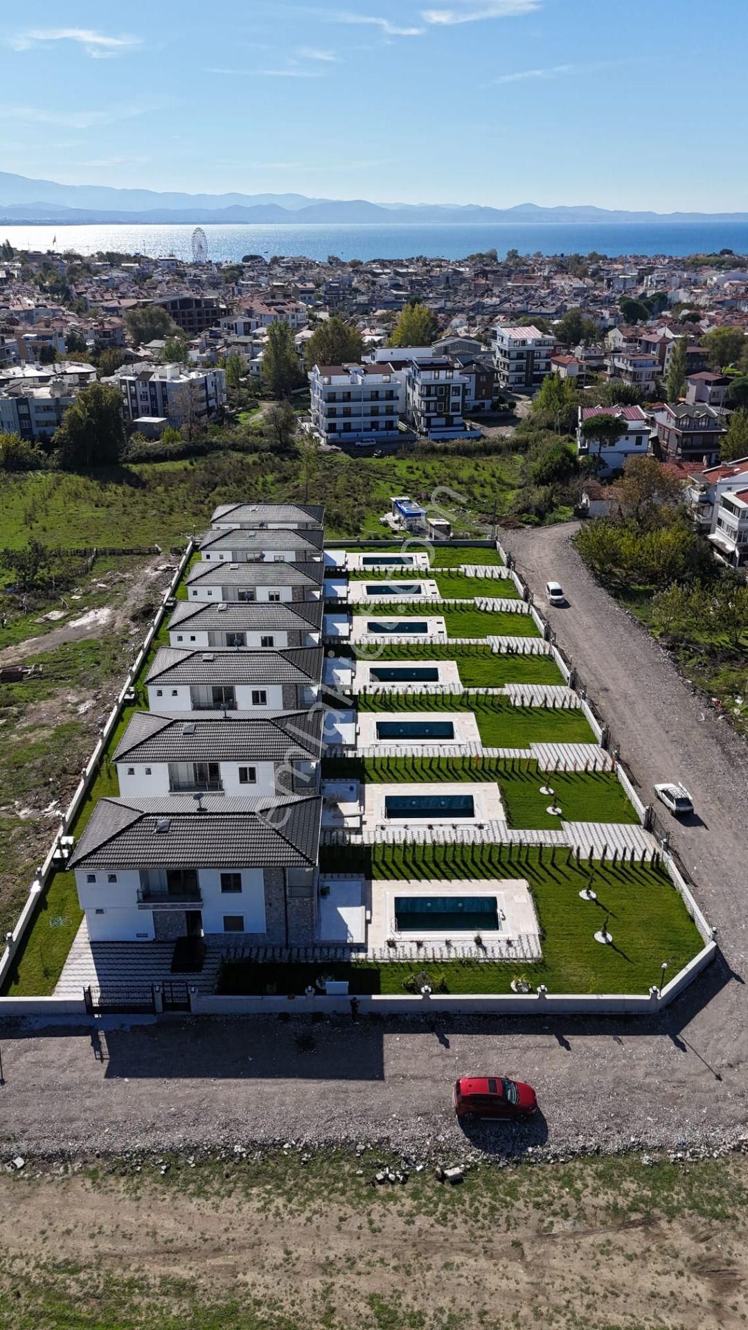 Irmaksudan Akçayda Doğa Manzaralı 600m2 Arsa İçinde Havuzlu 3+1 Lüks Villalar - Görsel 3