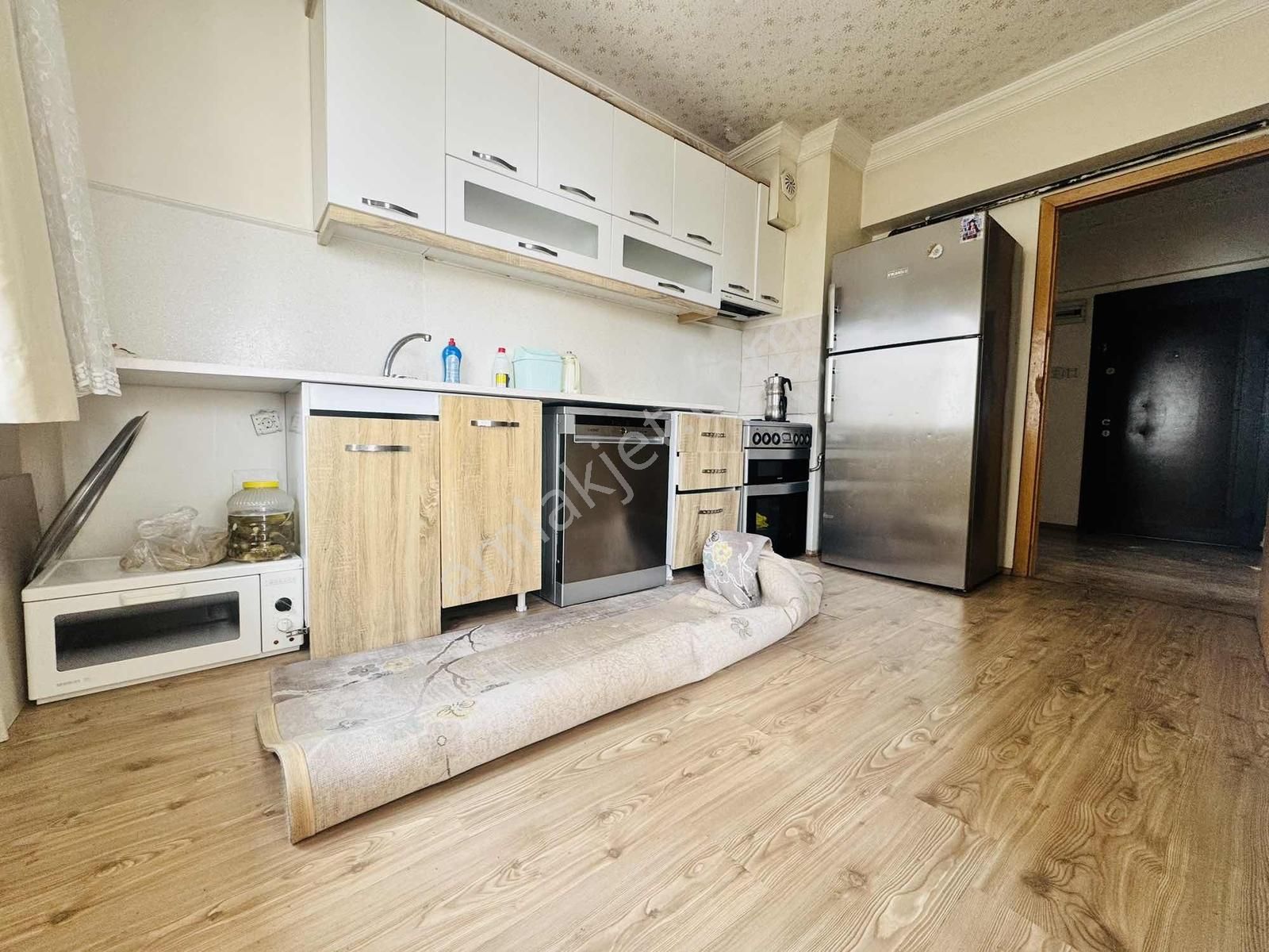 Şentürk Gayrimenkul'den**cadde Üzeri**3.kat// 3+1 - Görsel 26