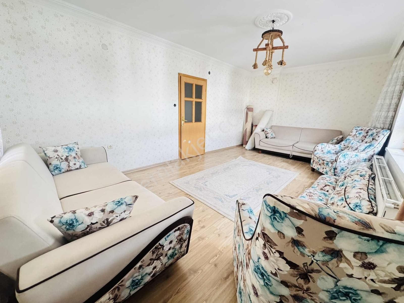 Şentürk Gayrimenkul'den**cadde Üzeri**3.kat// 3+1 - Görsel 23