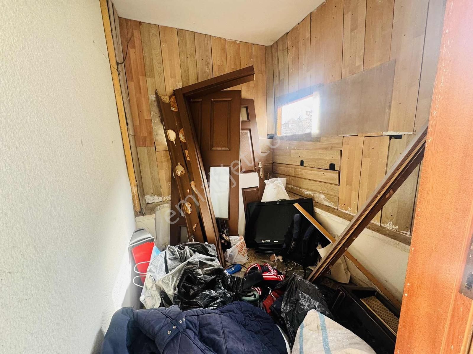 Şentürk Gayrimenkul'den**cadde Üzeri**3.kat// 3+1 - Görsel 10