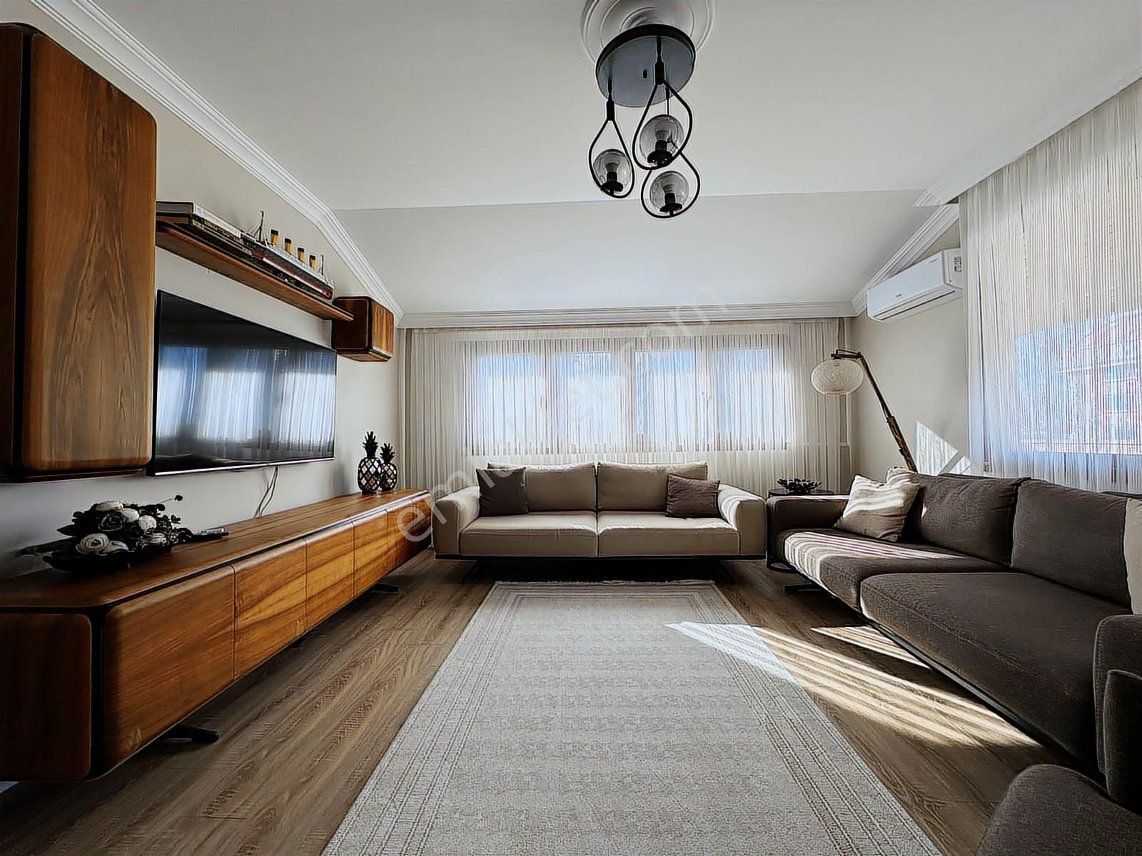 Pendik Çamçeşme 'de Ferah Ve Kullanışlı 2+1 Satılık Daire - Görsel 8