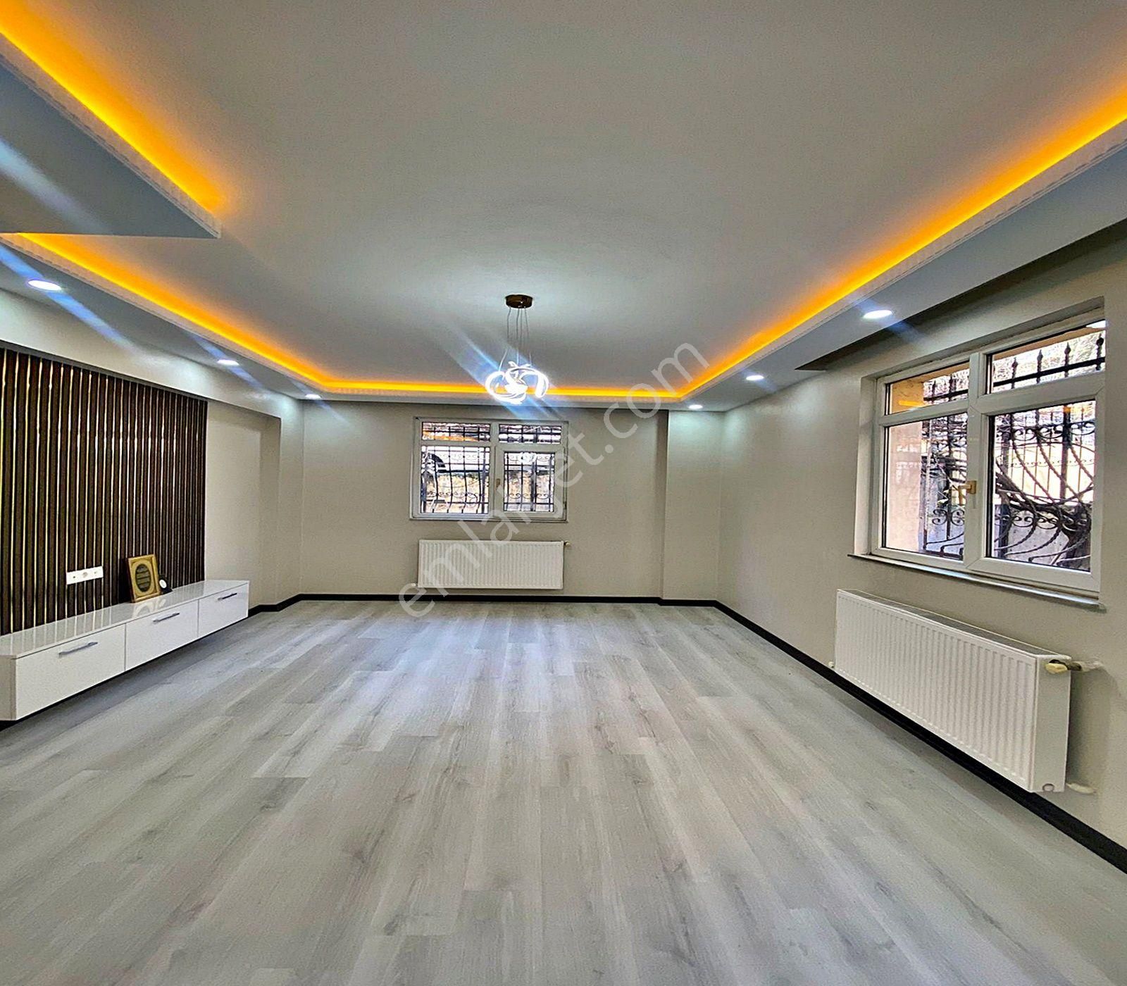 İnönü Mahallesinde Full Dekorlu City Center Avm'ye Yakın 3+1 Satılık Yüksek Giriş