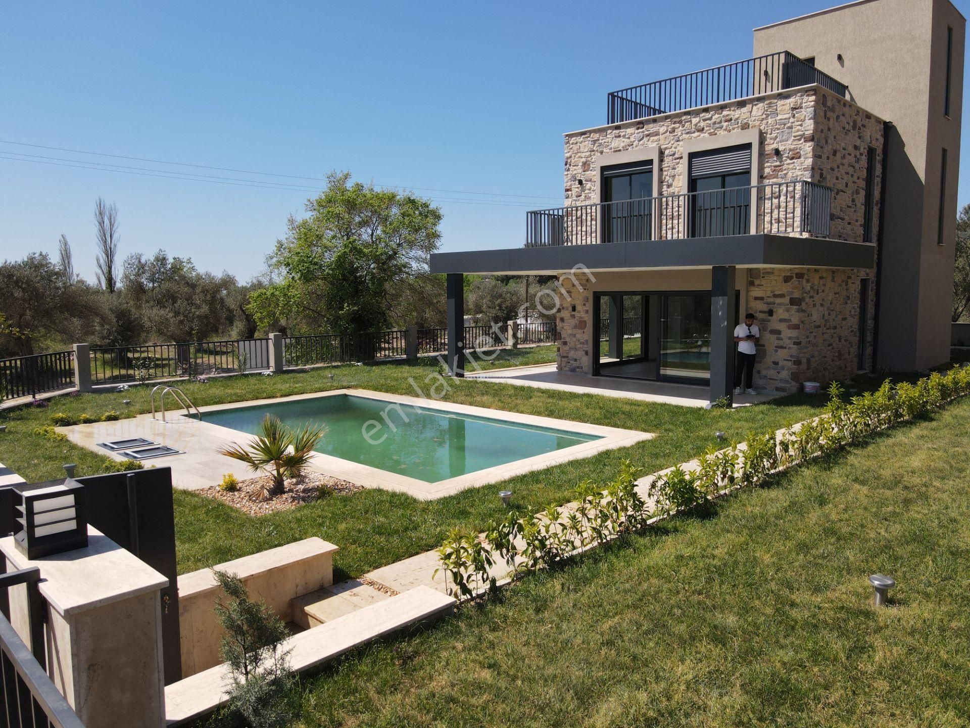 Güre Nin Saklı Cenneti Hayalleriniz Gerçege Dönüşüyor 4+1 Villa - Görsel 2