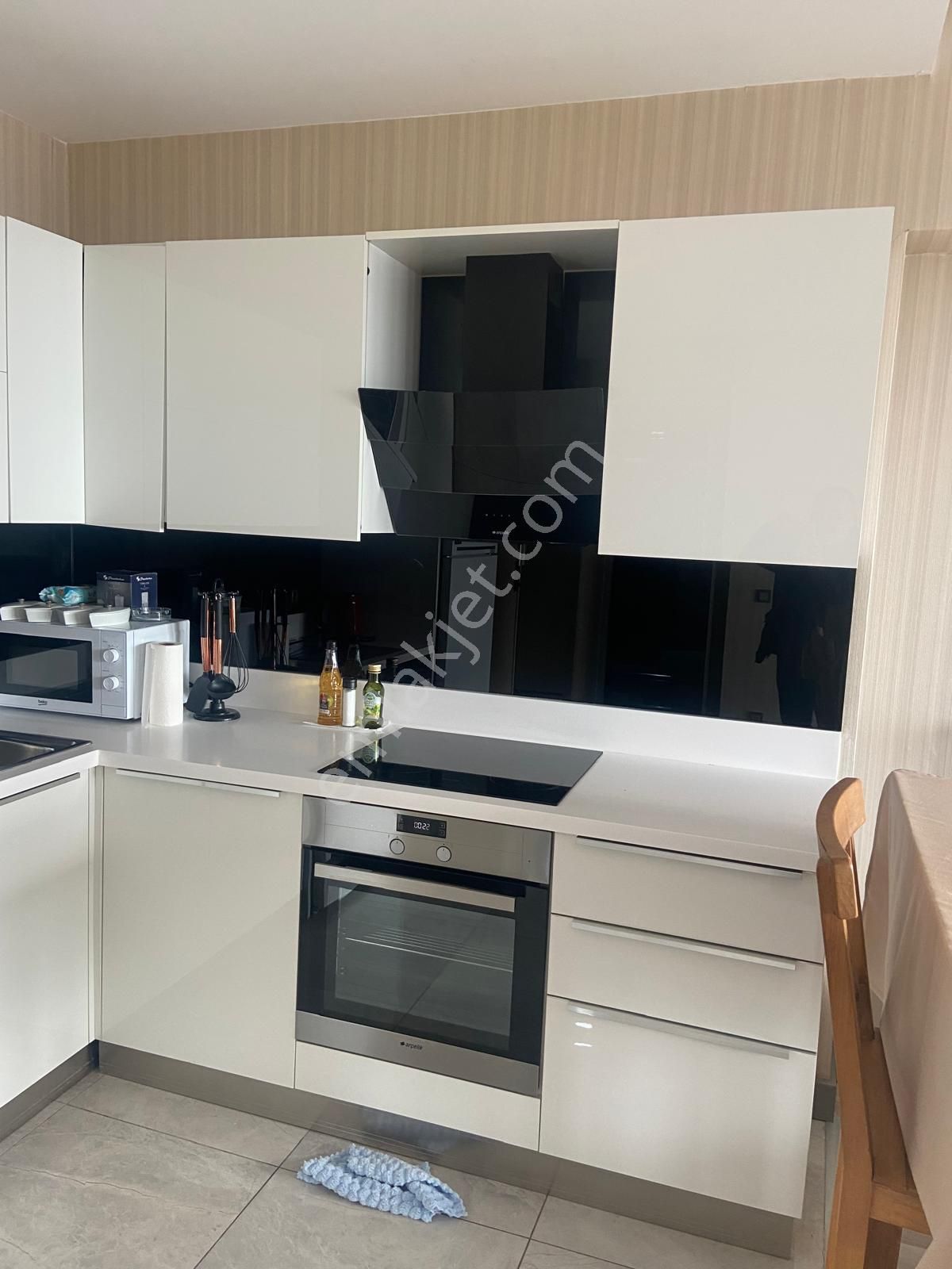 Avcılar E-5 Yanı-deniz Manzaralı-full Eşyalı-otoparklı-sauna &havuzlu - Görsel 11