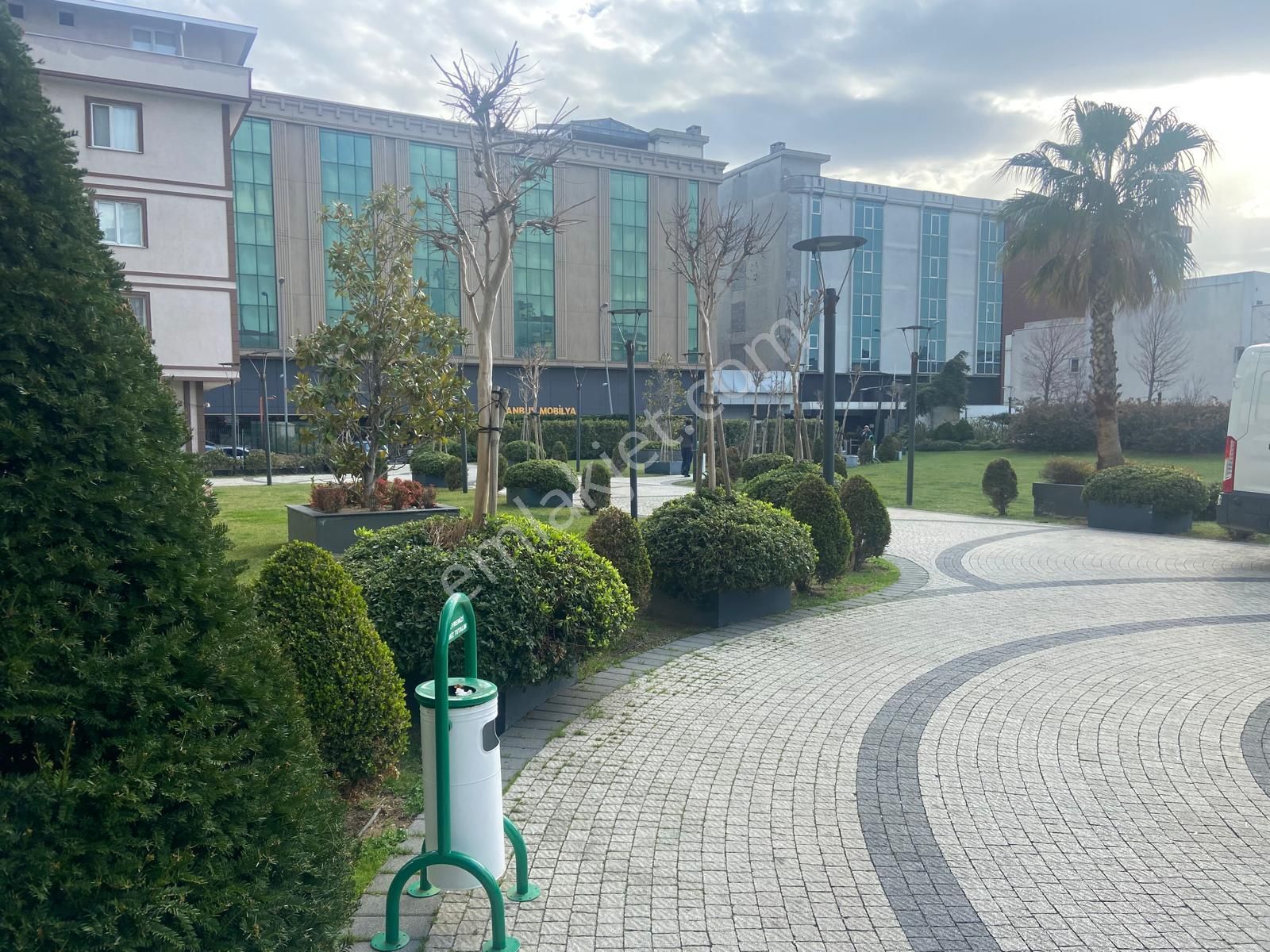 Avcılar E-5 Yanı-deniz Manzaralı-full Eşyalı-otoparklı-sauna &havuzlu - Görsel 34