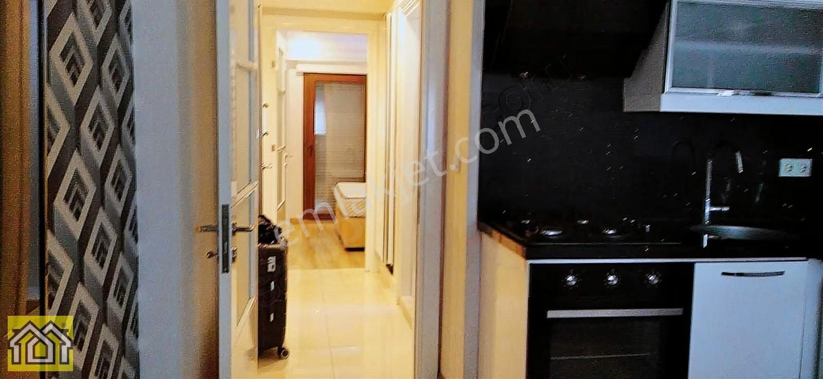 Balçova Ekonomi Üniv.si Yakını Eşyalı Kiralık Lüks Daire - Görsel 32