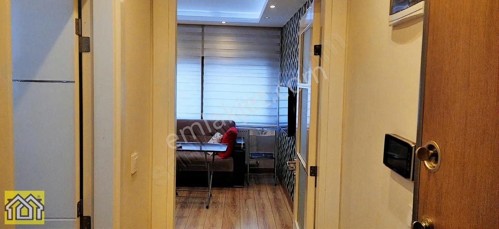 Balçova Ekonomi Üniv.si Yakını Eşyalı Kiralık Lüks Daire - Görsel 21