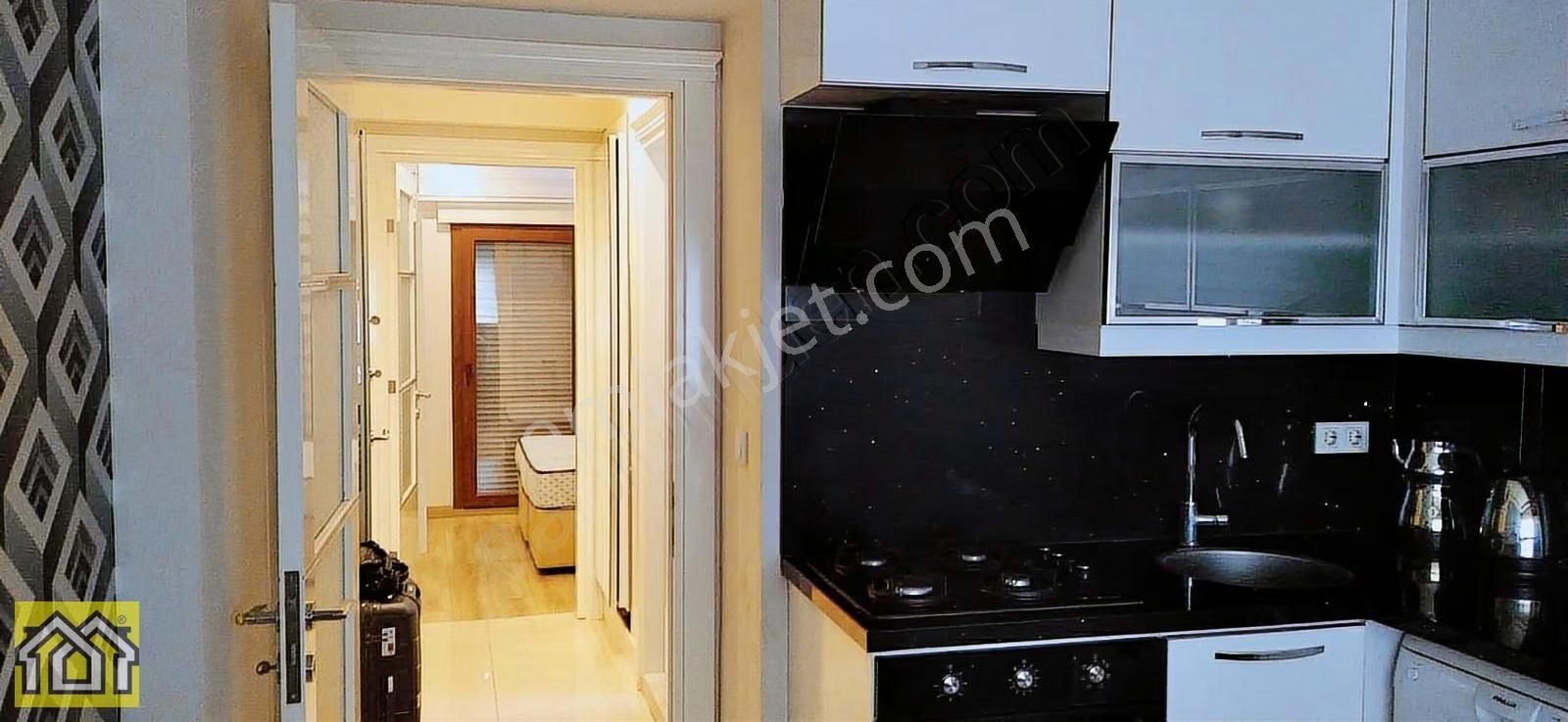Balçova Ekonomi Üniv.si Yakını Eşyalı Kiralık Lüks Daire - Görsel 20