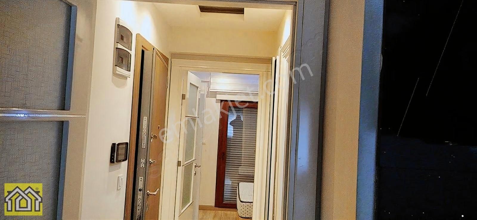 Balçova Ekonomi Üniv.si Yakını Eşyalı Kiralık Lüks Daire - Görsel 33