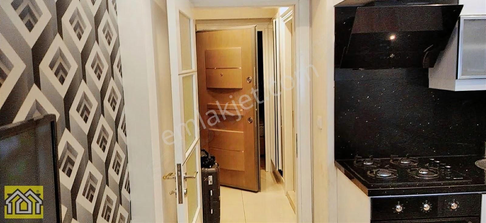 Balçova Ekonomi Üniv.si Yakını Eşyalı Kiralık Lüks Daire - Görsel 22