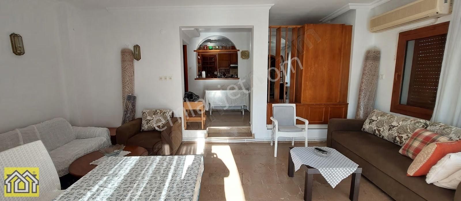 Denize 10 M, Müstakil Bahçeli, Havuzlu, Deniz Manzaralı 4+1 - Görsel 15