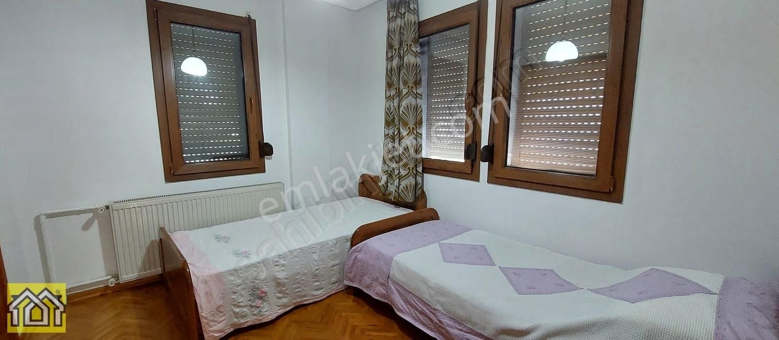 Denize 10 M, Müstakil Bahçeli, Havuzlu, Deniz Manzaralı 4+1 - Görsel 27