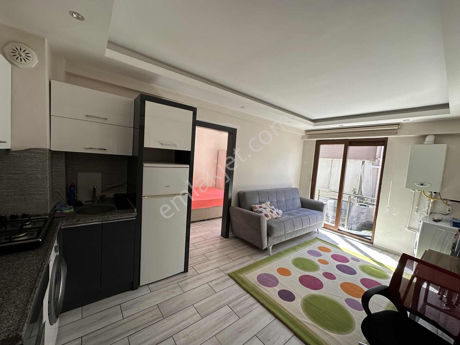 Century21 Net'ten Zeytinköy'de 1+1 Eşyalı Kiralık Apart