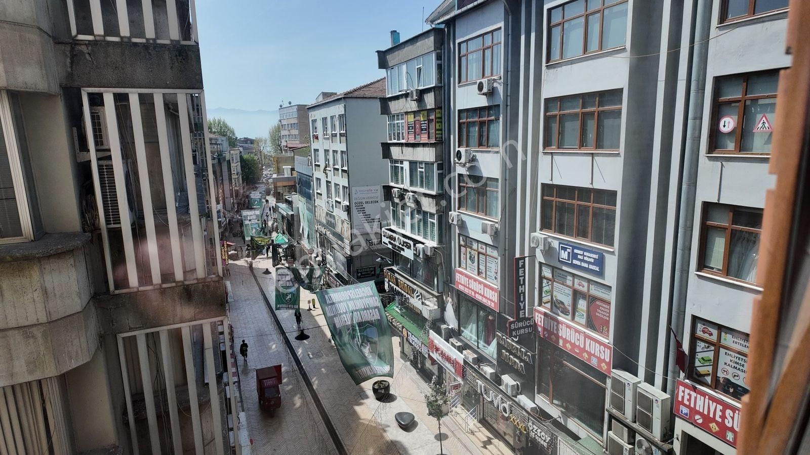 Uğur Şahin'den İzmit Merkez Fethiye Caddesinde Satılık 60m² Ofis - Görsel 2