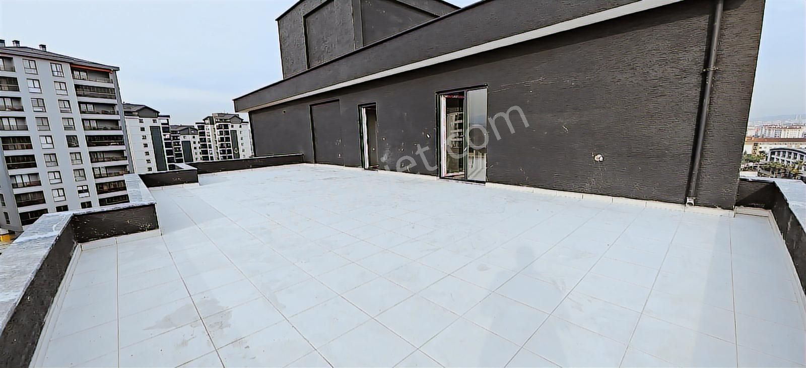 Best Ever'dan 50m2 Teras Kullanım Alanlı Muazzam Manzaralı Daire - Görsel 10