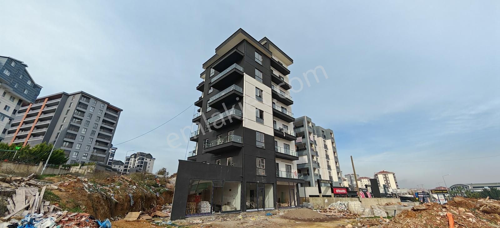 Best Ever'dan 50m2 Teras Kullanım Alanlı Muazzam Manzaralı Daire