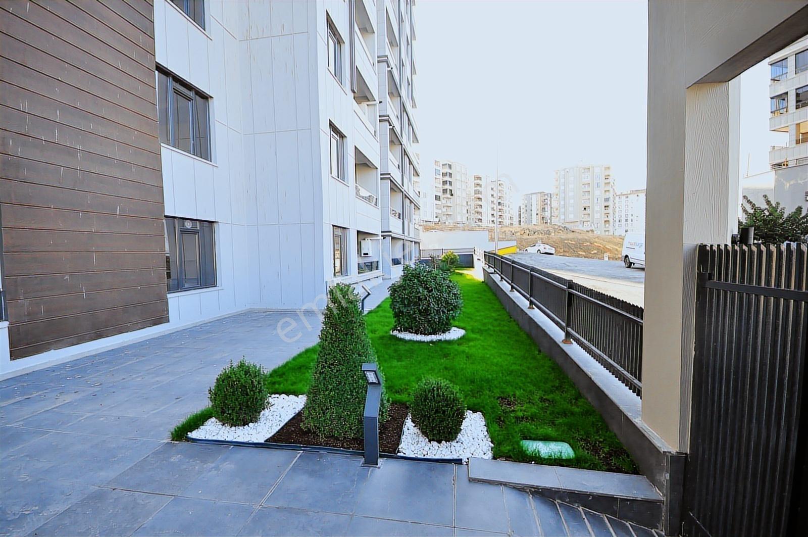 Cb Acar'dan Elma Optimus'ta Havuzlu Kiralık Eşyalı 1+1 - Görsel 13