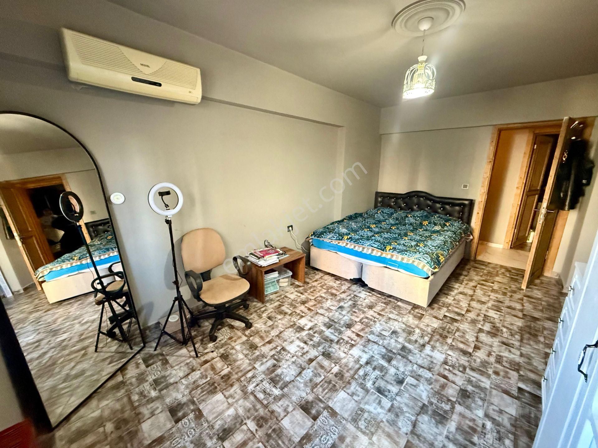 75. Yıl Mahallesi Görkent Sitesinde Full Tadilatlı 3+1 Satılık - Görsel 16