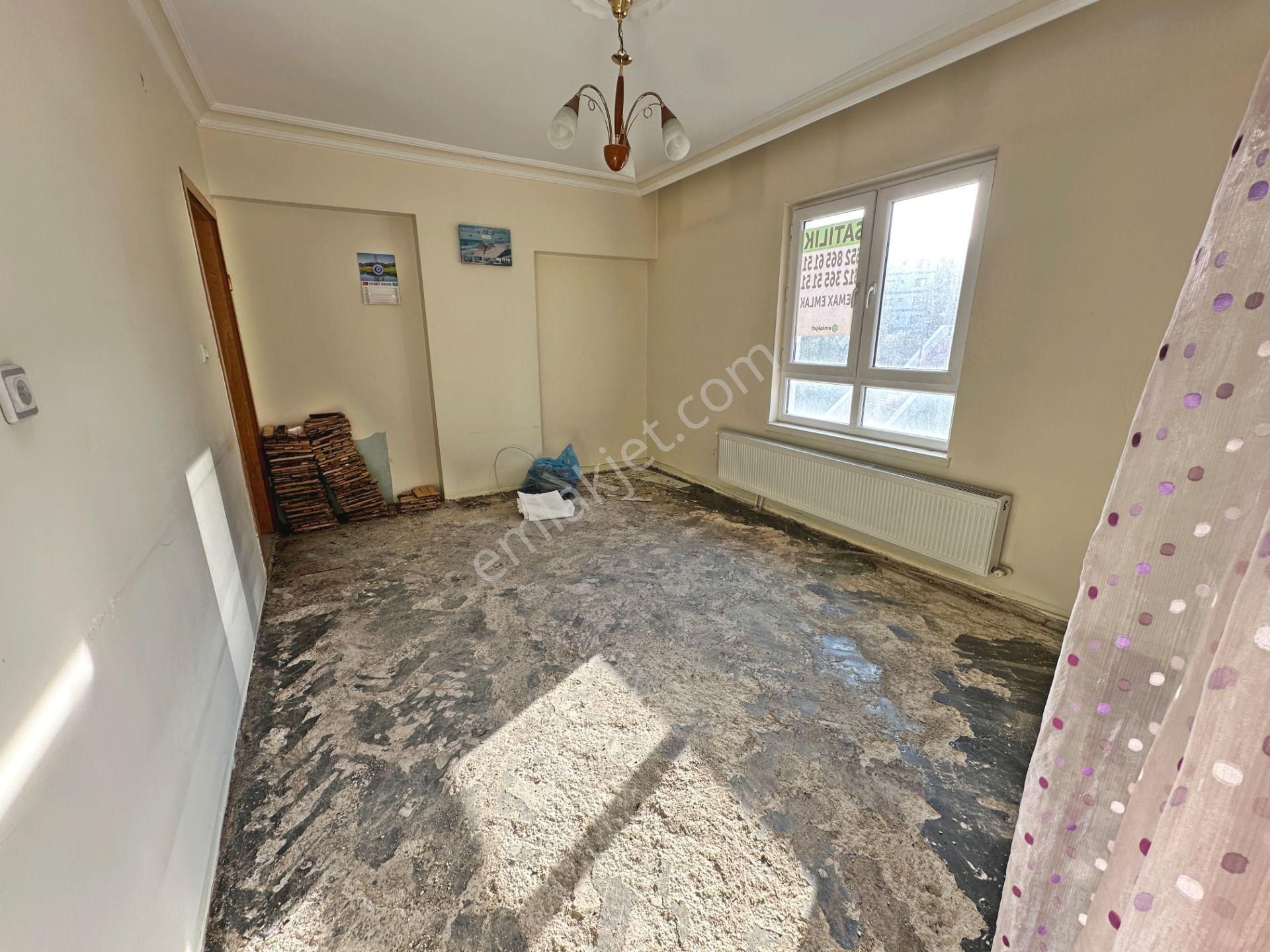 Saimekadın Tren Yakınında Ara Katta Ön Cephede Bağımsız 3+1 Satılık Daire - Görsel 12