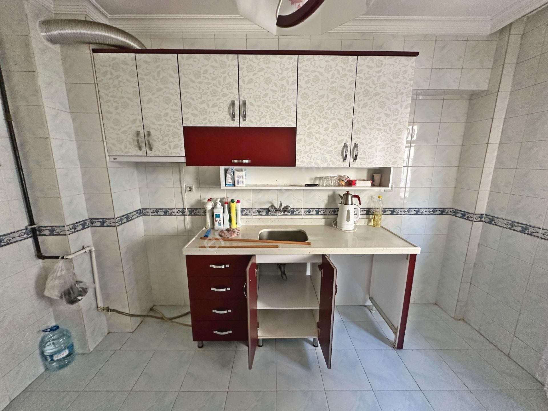 Saimekadın Tren Yakınında Ara Katta Ön Cephede Bağımsız 3+1 Satılık Daire - Görsel 15