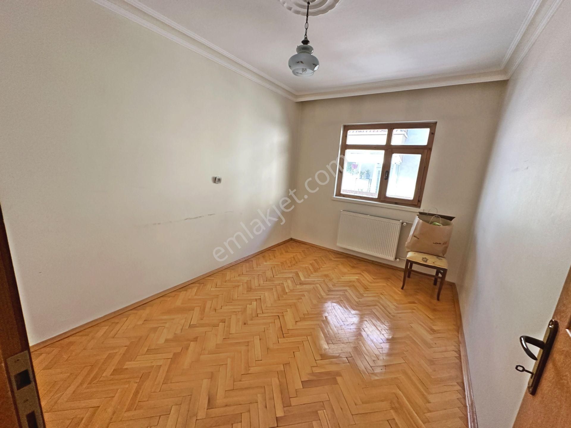 Saimekadın Tren Yakınında Ara Katta Ön Cephede Bağımsız 3+1 Satılık Daire - Görsel 17