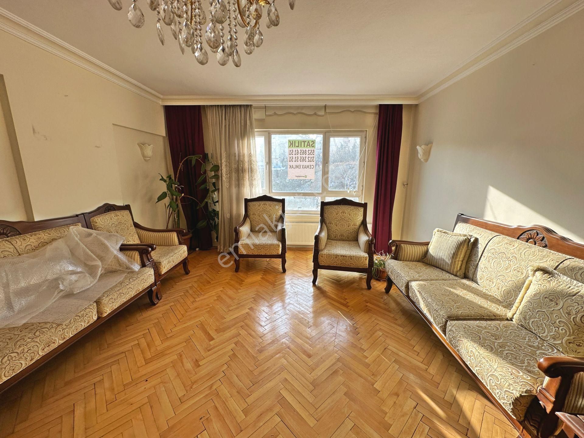 Saimekadın Tren Yakınında Ara Katta Ön Cephede Bağımsız 3+1 Satılık Daire - Görsel 3