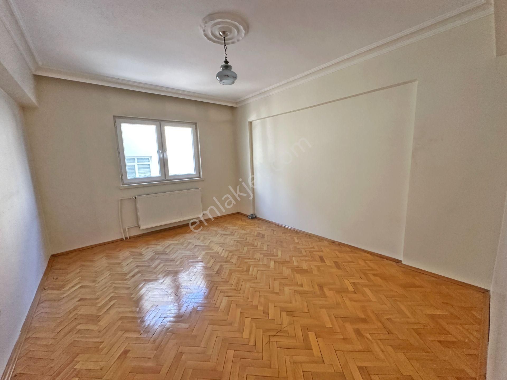 Saimekadın Tren Yakınında Ara Katta Ön Cephede Bağımsız 3+1 Satılık Daire - Görsel 20