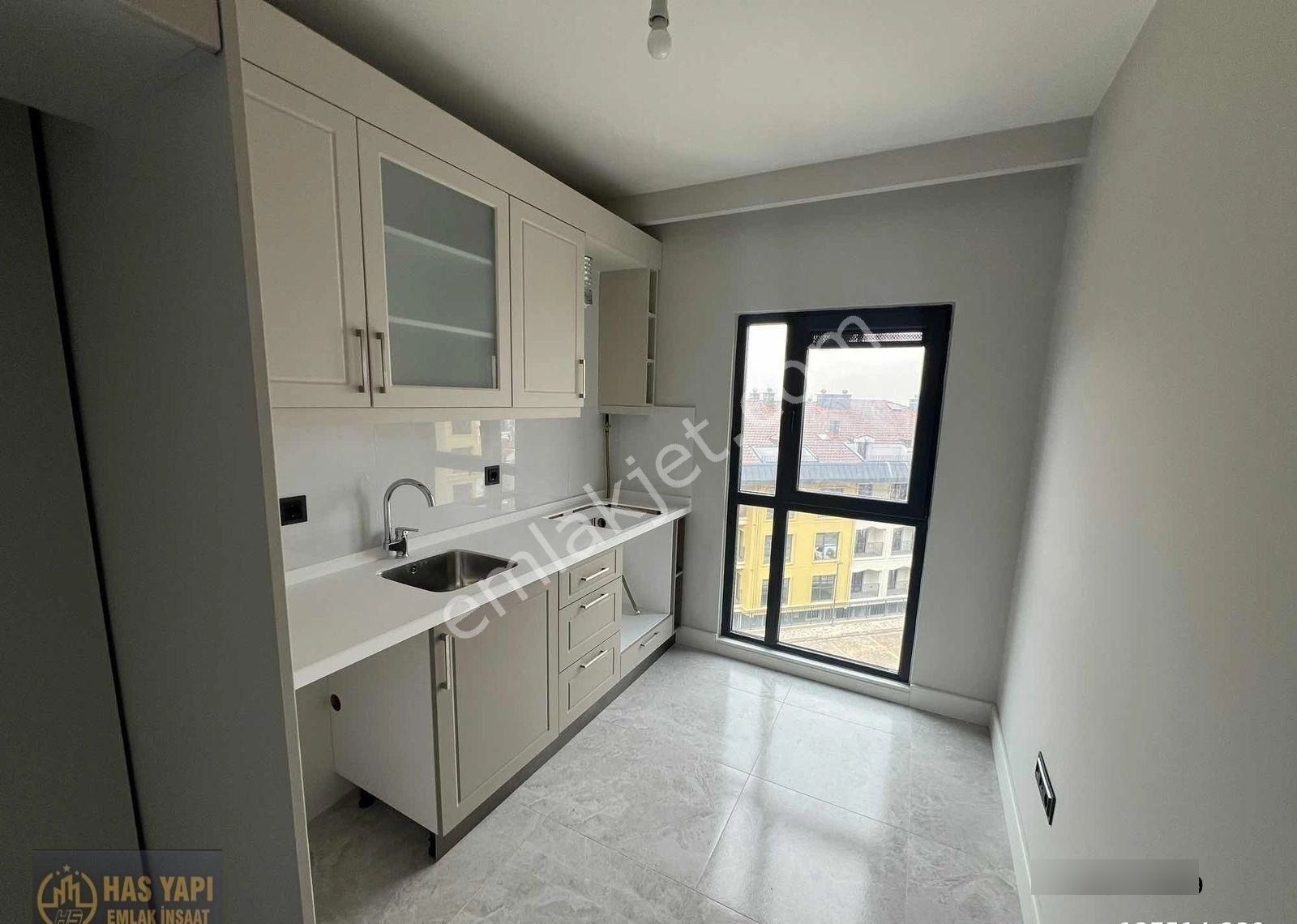 Üsküdar Mehmet Akif Ersoy Mahallesinde 2+1 Kiralık Daire B-1 - Görsel 8