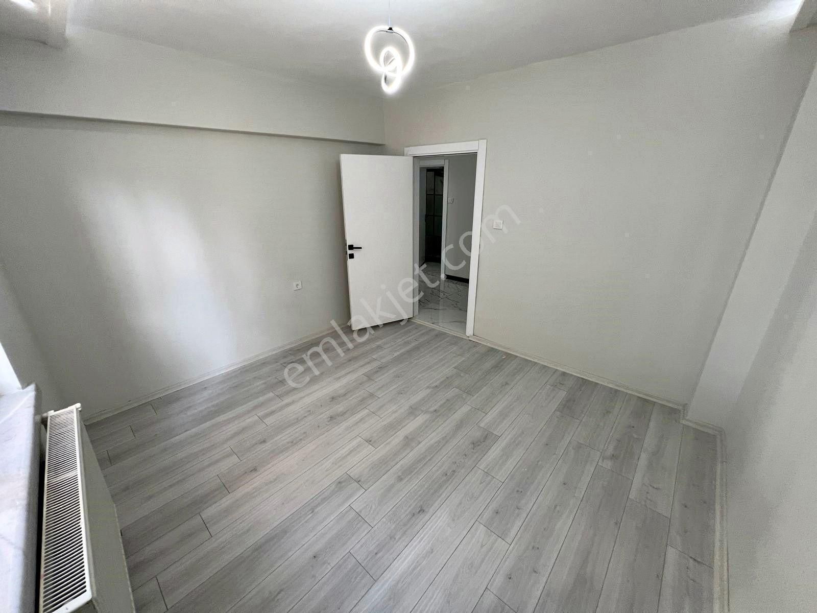 Relax'tan Etlikte Ultra Lüx Yapılı Süper 2+1 - Görsel 11