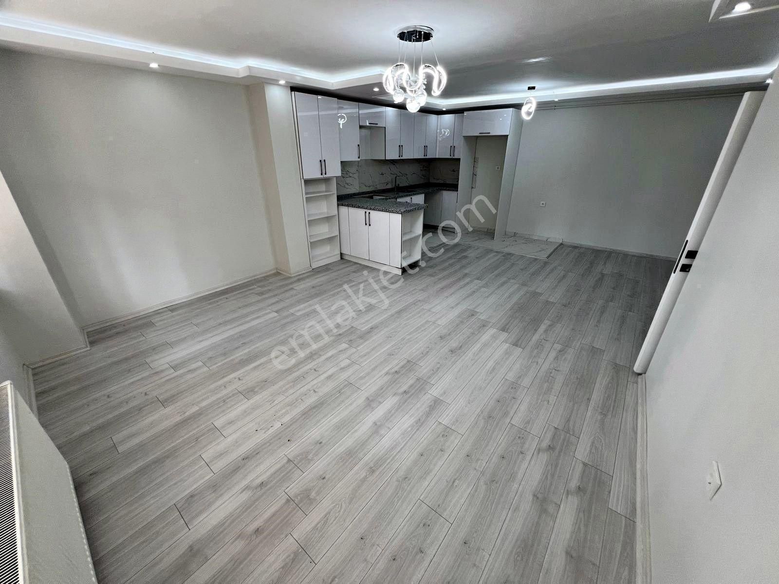 Relax'tan Etlikte Ultra Lüx Yapılı Süper 2+1 - Görsel 6