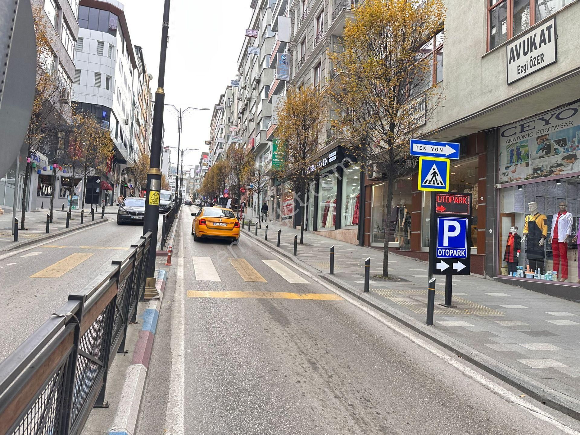 Trabzon Gazipaşa Caddesinde Satılık İş Yeri - Görsel 3