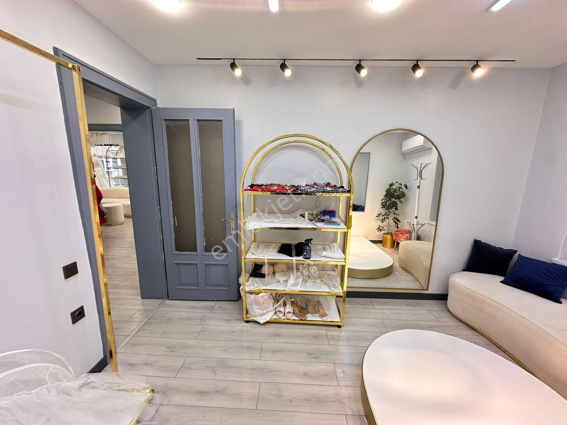 Trabzon Gazipaşa Caddesinde Satılık İş Yeri - Görsel 12