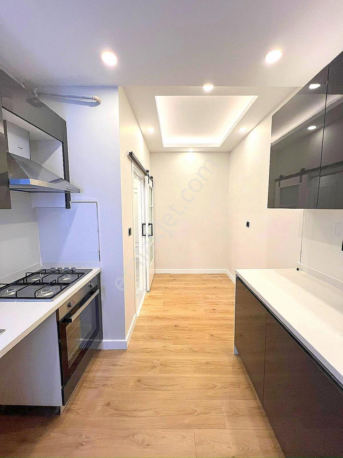 ▃birikim▃altıntepe'de Marmaraya Yakın Ara Katta Ön Cephe Boş 3+1 - Görsel 11