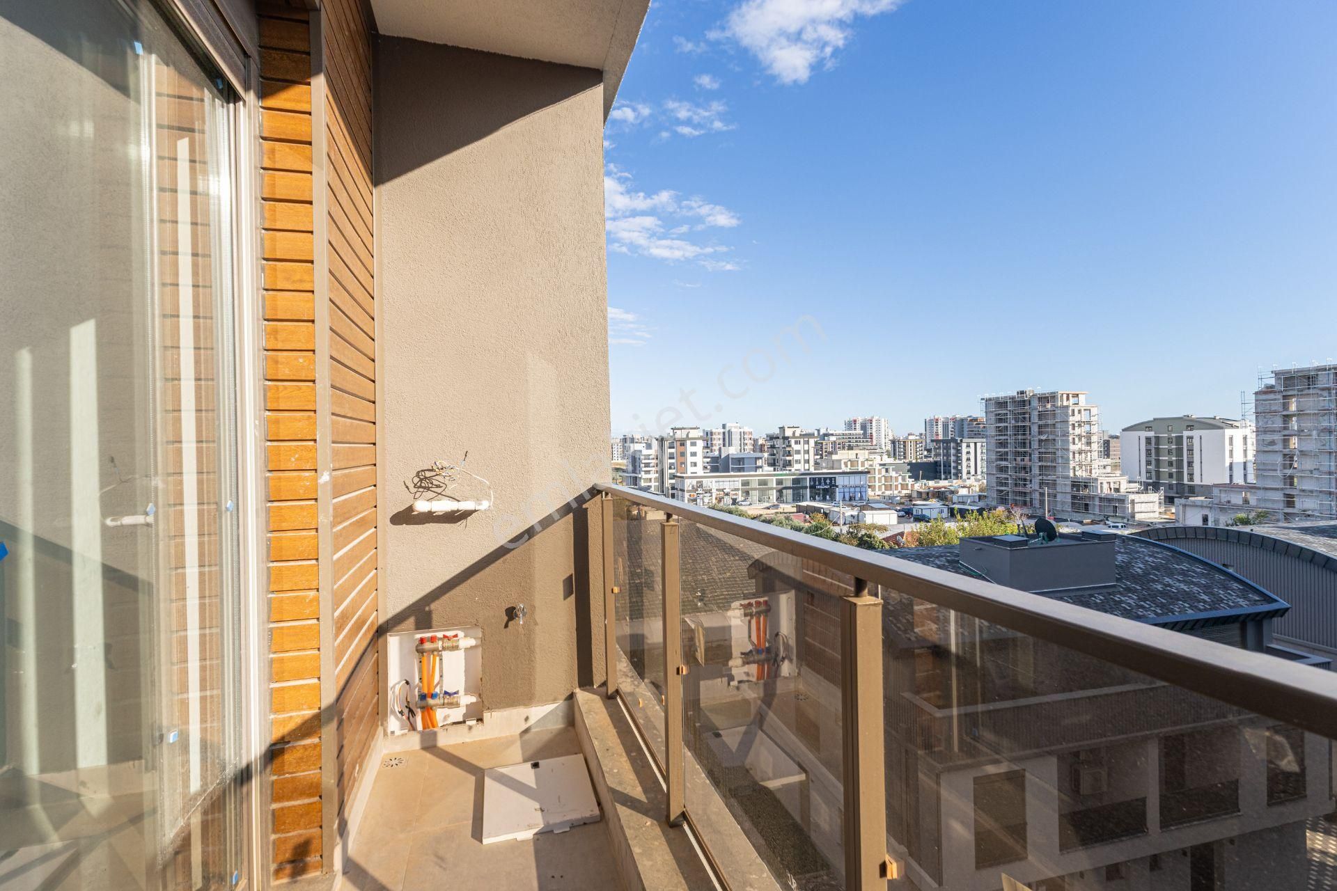 Altıntaşta Satılık 1+1 Lüks Daire - Görsel 15