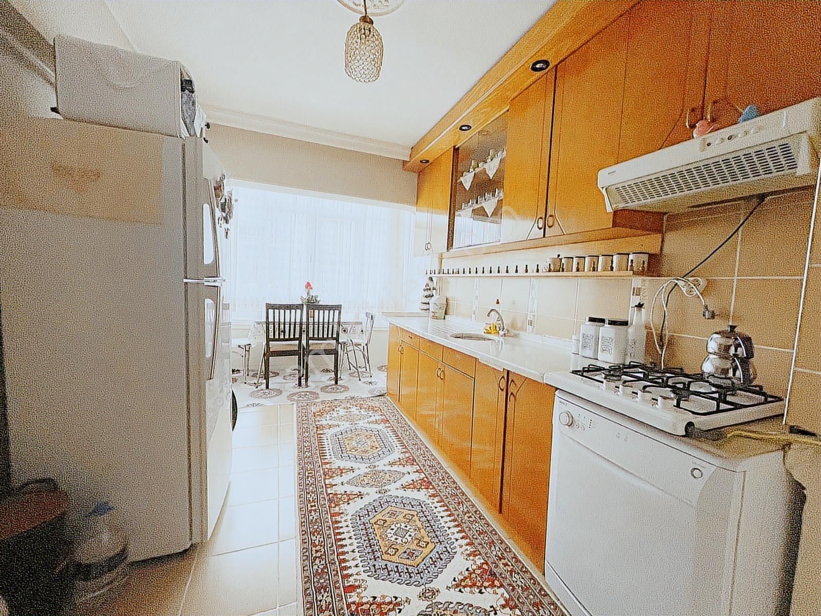 Yenikent Mustafa Kemal Mahallesinde Ara Katta Salon Bağımlı 3+1 - Görsel 8