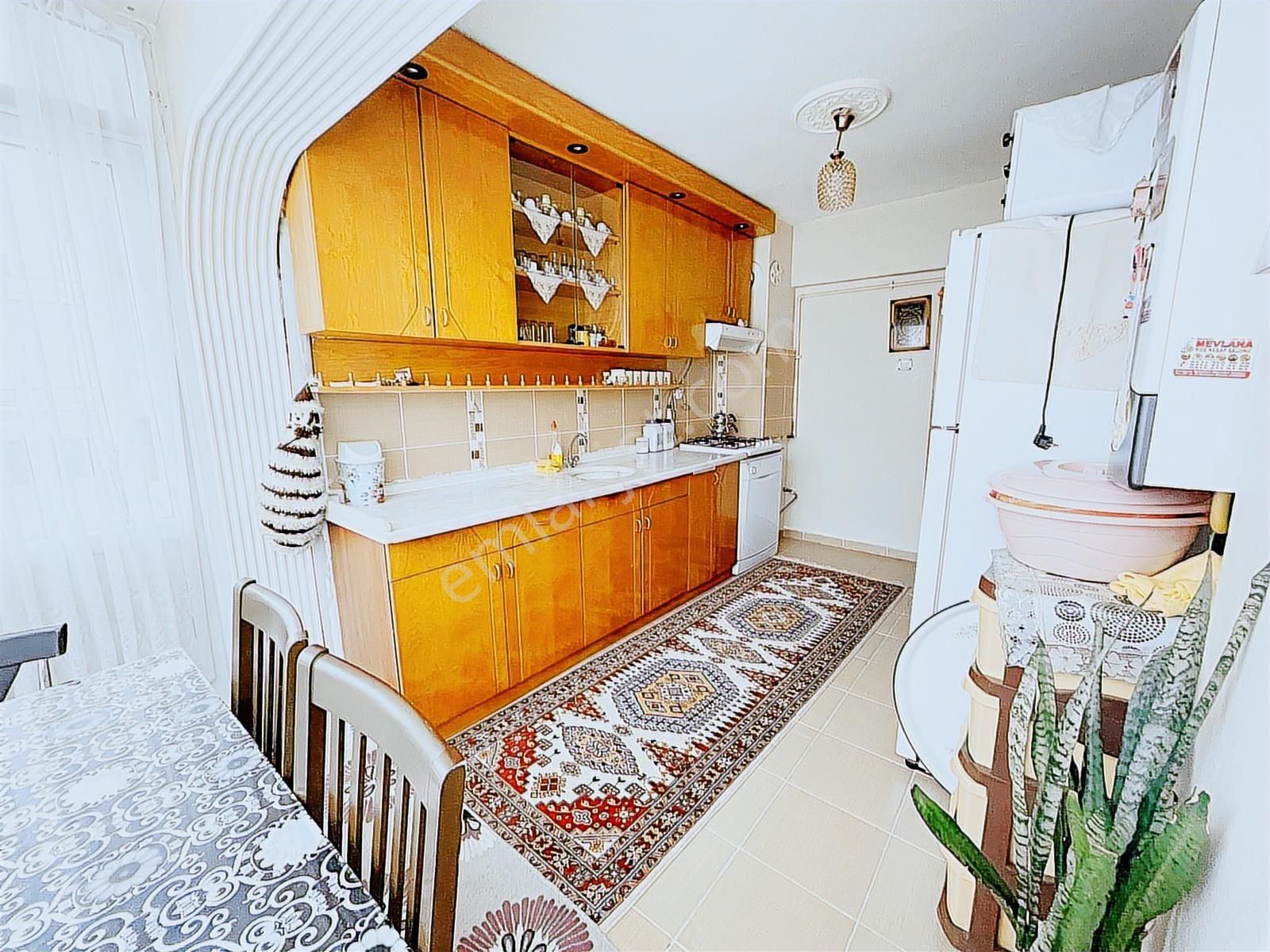 Yenikent Mustafa Kemal Mahallesinde Ara Katta Salon Bağımlı 3+1 - Görsel 5