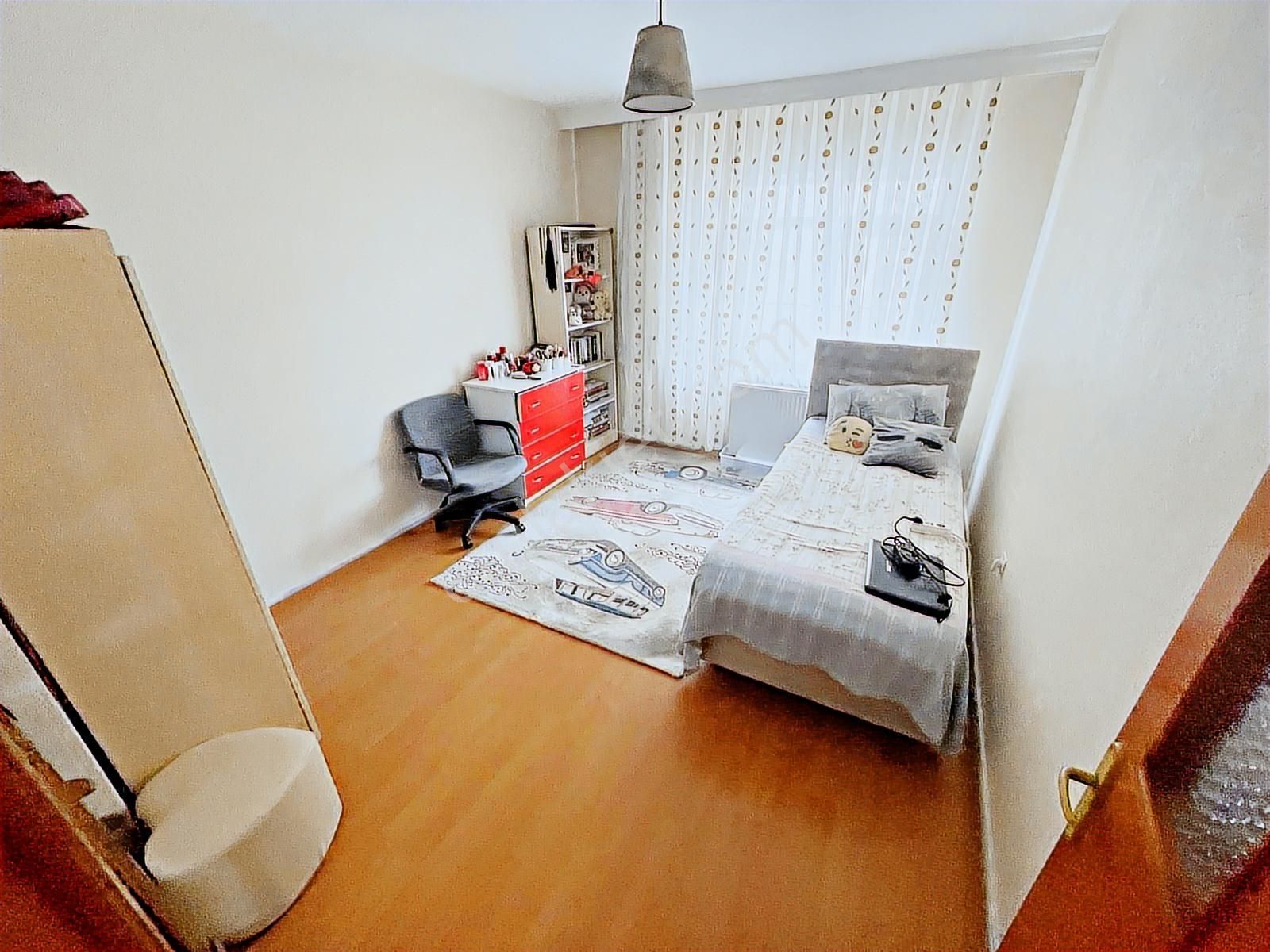 Yenikent Mustafa Kemal Mahallesinde Ara Katta Salon Bağımlı 3+1 - Görsel 25