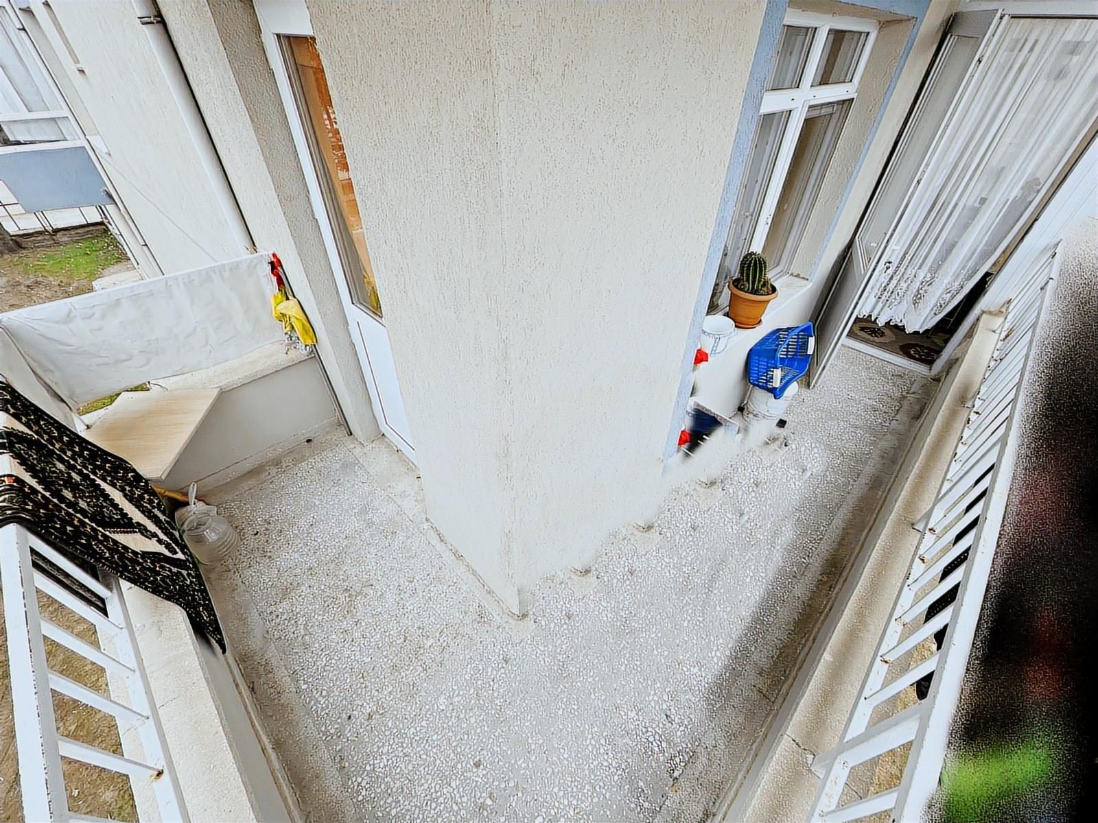 Yenikent Mustafa Kemal Mahallesinde Ara Katta Salon Bağımlı 3+1 - Görsel 14