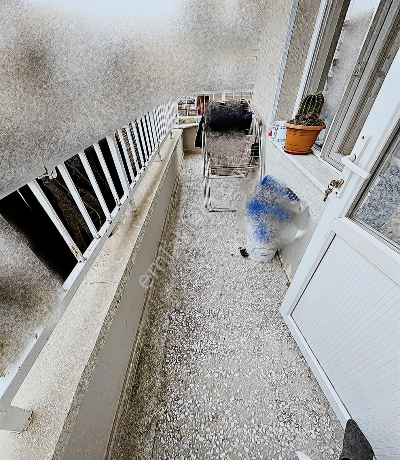 Yenikent Mustafa Kemal Mahallesinde Ara Katta Salon Bağımlı 3+1 - Görsel 15