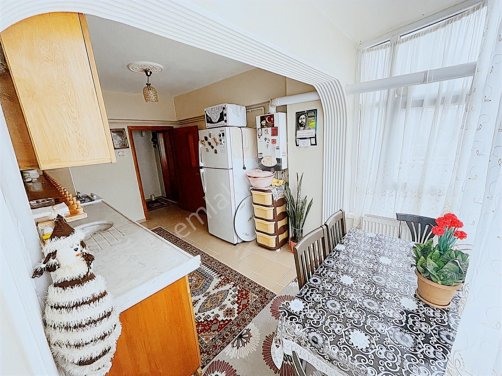 Yenikent Mustafa Kemal Mahallesinde Ara Katta Salon Bağımlı 3+1 - Görsel 6